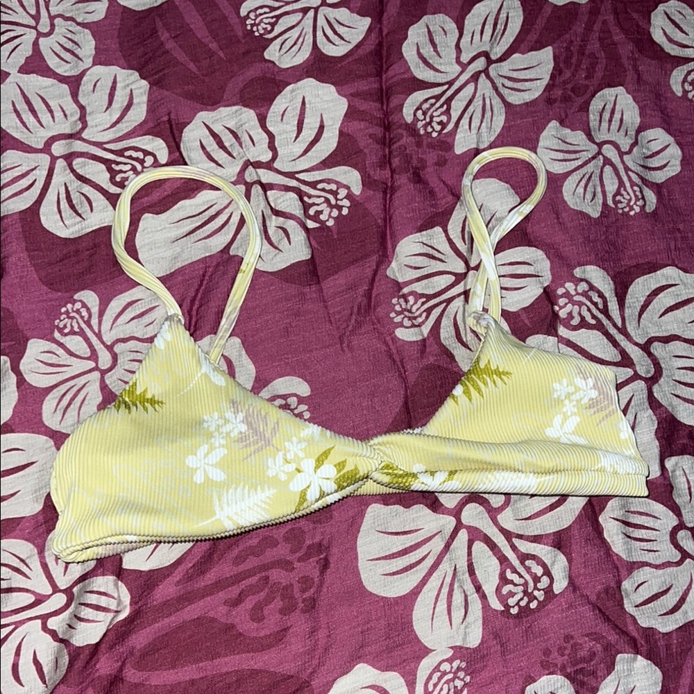 Tai Swim || Kammi Top || Hilo Print